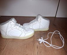 White leather Skechers high tops, size 1.5, vgc