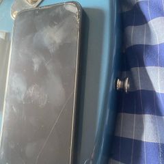 iPhone 16e