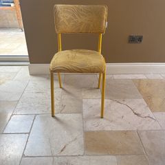 Dining chairs Back to Miami print.