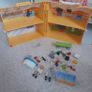 Playmobil foldable pet CLINIC HOSPITAL with carry handle Image 2