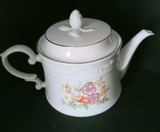 Vintage  Huguenot Royale Fine China Teapot