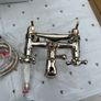 bath/shower mixer gold Image 4