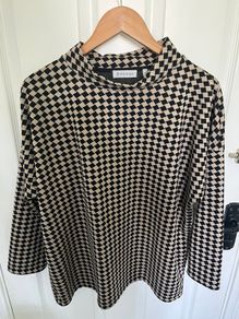 Stylish tops