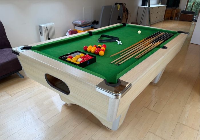 DPT Slate Bed Pool Table - Made In UK - Cues / Balls/Triangle