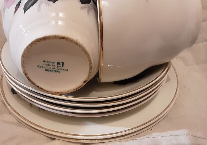 part set arklow Pottery ( ten pieces  )