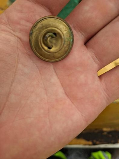 Two Brass Irish volunteers buttons