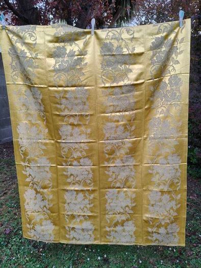 Vintage tage Curtain