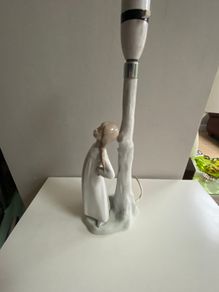 Reduced Nao by lladro table lamp