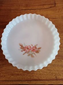 Large Vintage Pyrex Flan Dish by Arcopal
