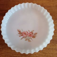 Large Vintage Pyrex Flan Dish by Arcopal