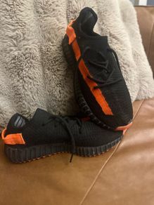 uk 41/7 trainers runner Yeezy inspired