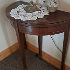 Edwardian mahogany game table