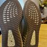 yeezy 350 v2 trainers Image 4