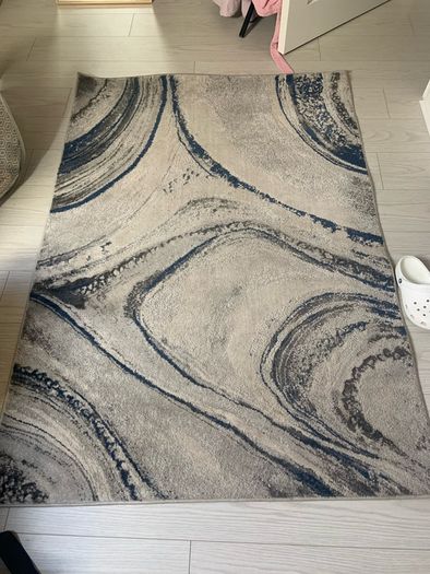 Rug
