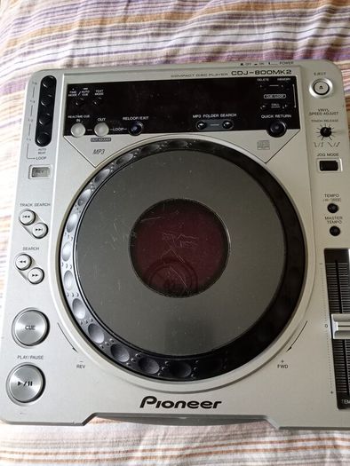 Pioneer CDJ-800 MK2