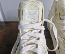 Cream Converse size 6