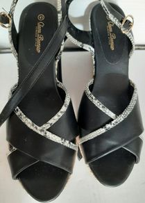 new sandles in box