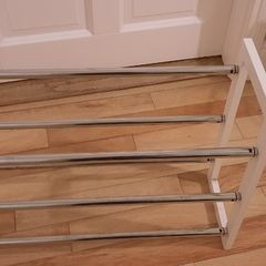 Extendable shoe rack