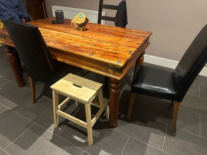 dining table for free