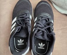 Boys adidas runners