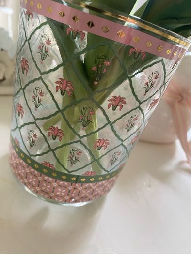 ShabbyChic High Quality Flowers with Glass display Piece and Candle