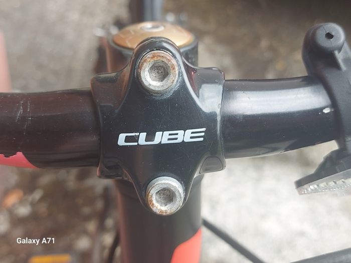 CUBE Kids  Bicycle in excellent condition