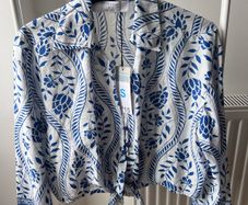 Primark floral front-tie cropped shirt - new with tag
