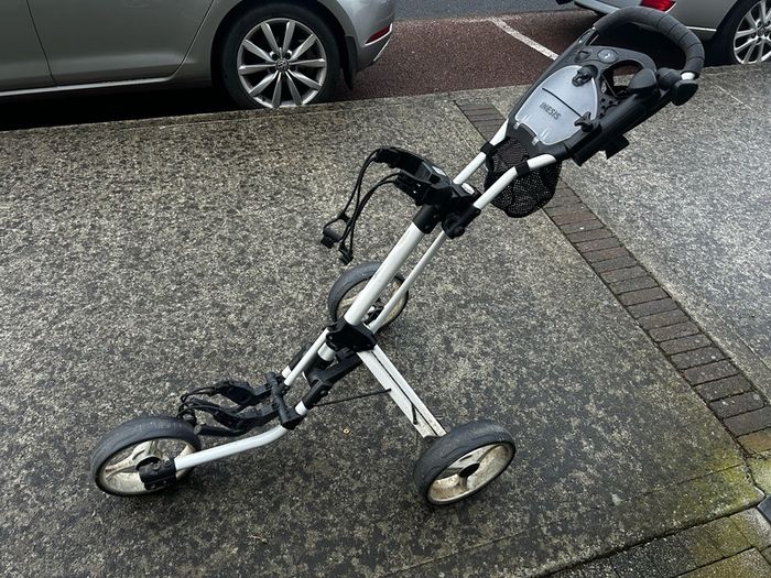 3 Wheel Golf Trolley