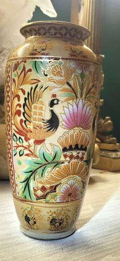 satsuma vase