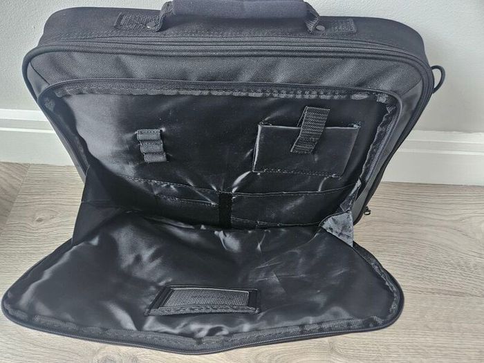 New Laptop bag 17.3 inch
