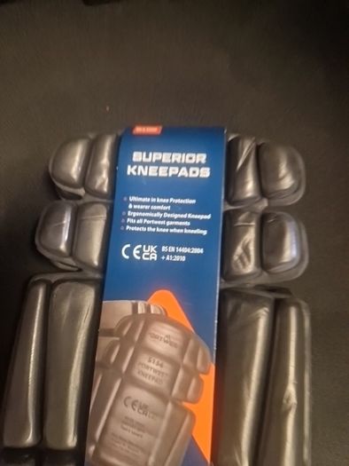 knee pads