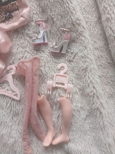 Bella parker rainbow high doll
