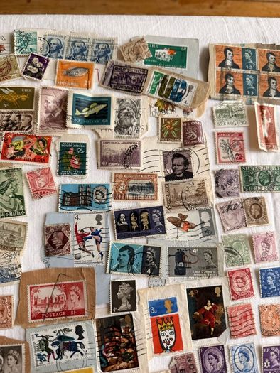 World stamp collection from 1933 onwards including a first day cover from The Vatican 1963