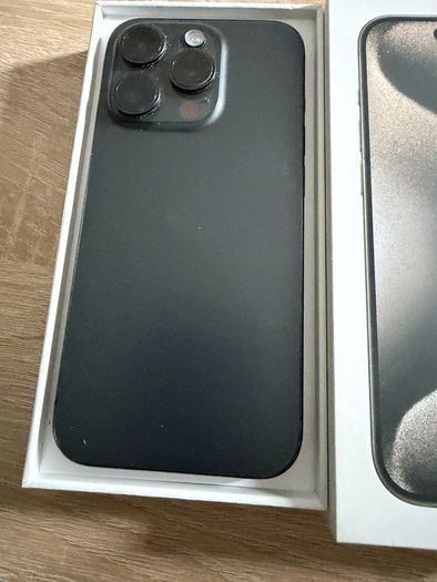 iphone 15 pro 256GB Used  Grade B 97% Battery Free Phone cover and screen Protector