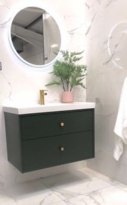 Vanity unit, basin & Mirror
