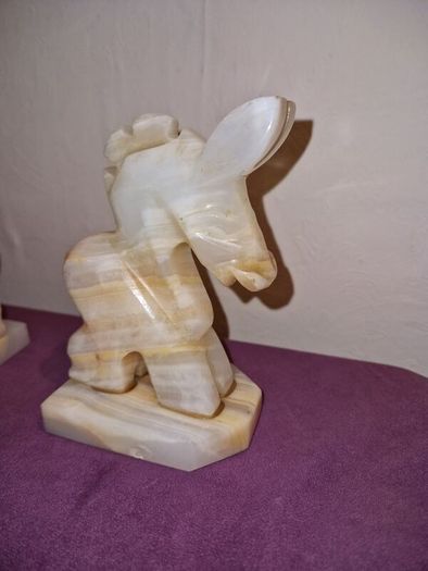 Onxy Donkey Bookends