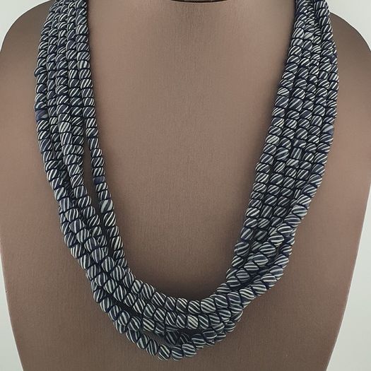 Vintage African white Stripe Black 7.0mm - 7.3mm Glass Beads Necklace