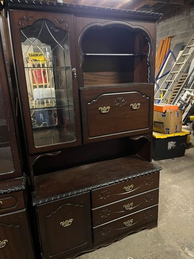 mahogany display unit