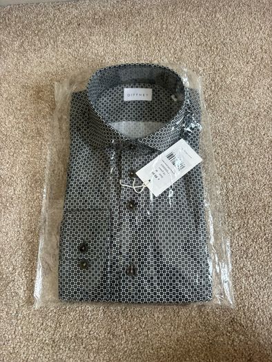 Brand new Diffney men's print shirt