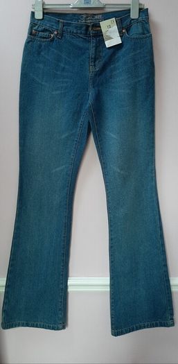 New jeans tag attached
