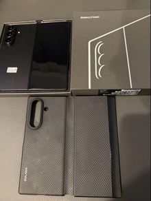 Samsung Z Fold 7 512GB (Like New) IRISH/ EU 1 yr Samsung Warranty Free Phone Cover.