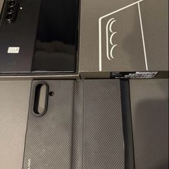 Samsung Z Fold 7 512GB (Like New) IRISH/ EU 1 yr Samsung Warranty Free Phone Cover.