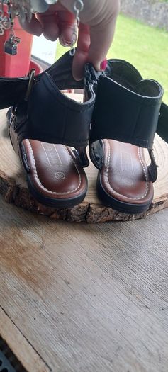 Merry Scott Leather Sandals size 36