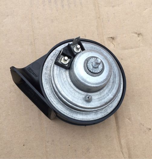Horn (Alfa Romeo 147 156)