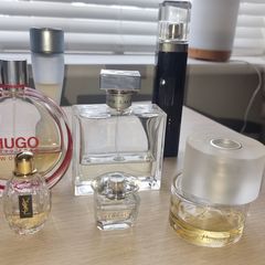 Bundle of  women's perfume