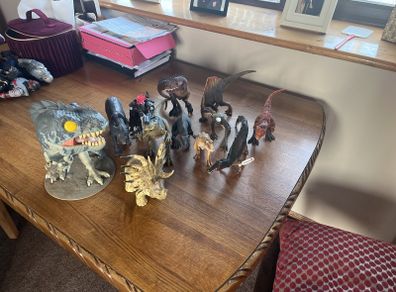 toys