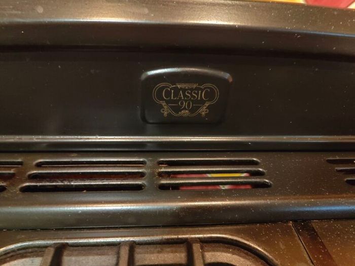 Rangemaster Classic 90 duel-fuel range/cooker (Burgundy)