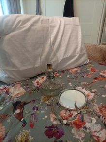 Oil lamp with mirror