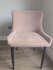 4 dining chairs