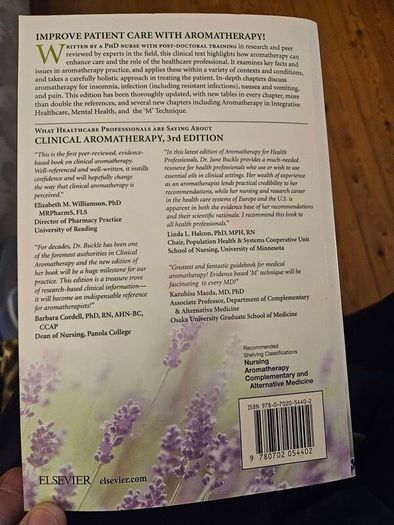 Clinical Aromatherapy. Essential Oilsin Healthcare. Paperback In Good Condition See Photos For Same